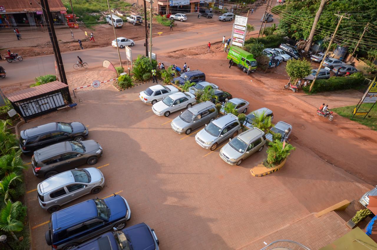 Hillside Plaza Hotel Kampala Eksteriør bilde